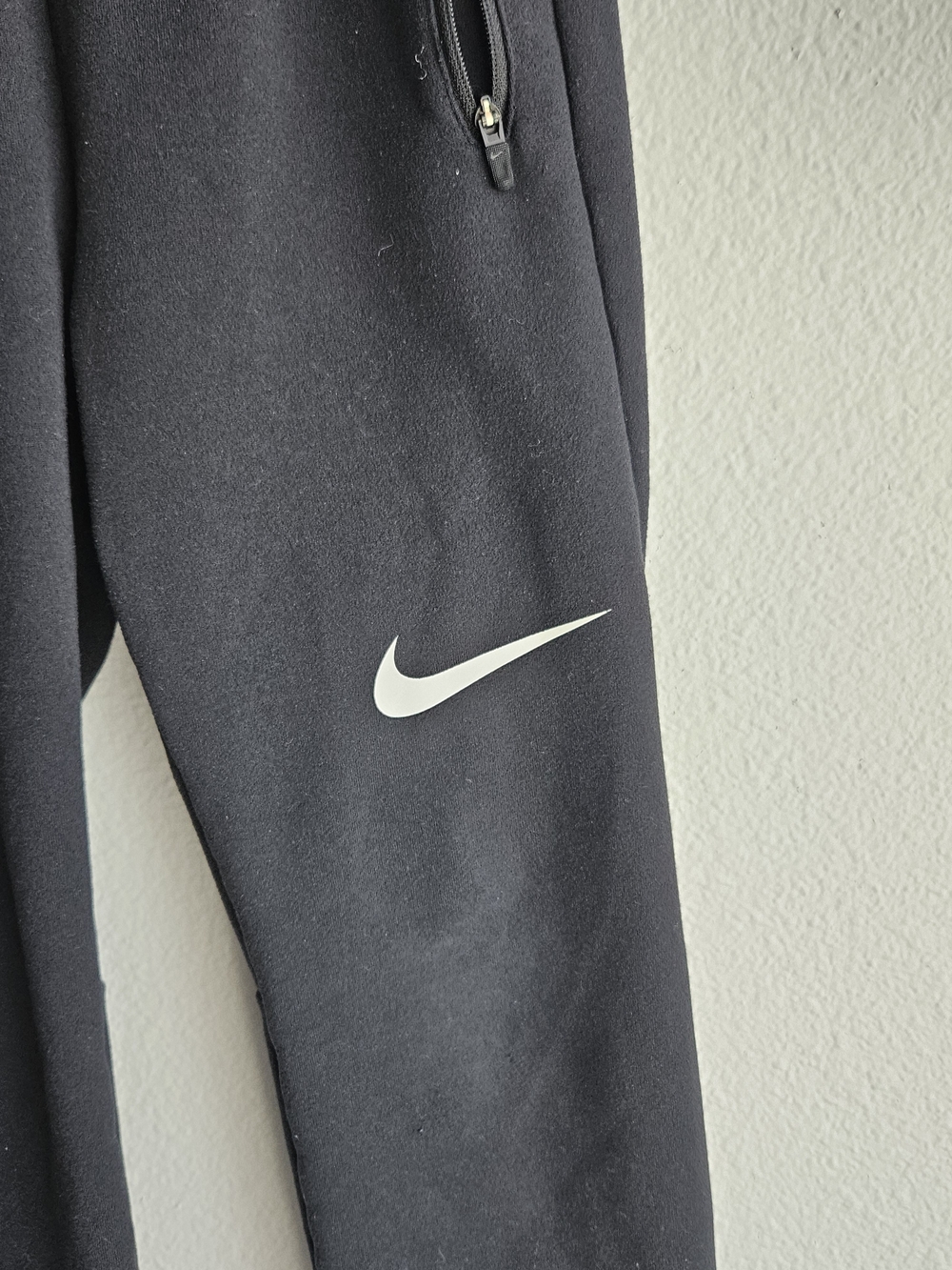 Nike Dri-Fit Kids Black Joggers with White Swoosh Cuffed Ankles X Small - Picture 2 of 7